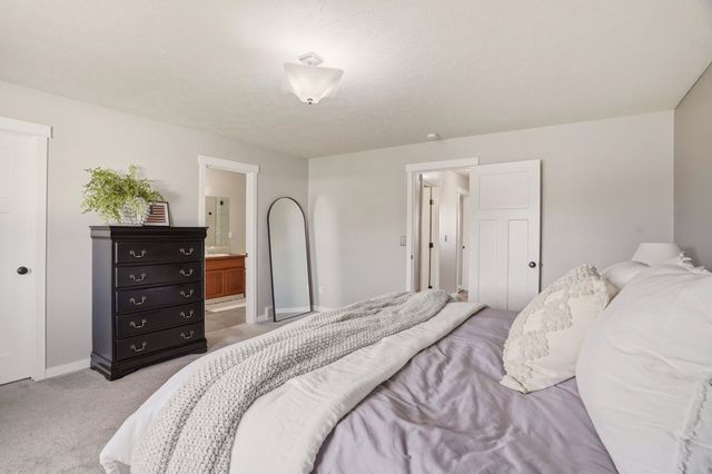 2605 W Graves Rd, Spokane, WA 99208