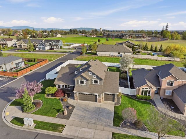 2605 W Graves Rd, Spokane, WA 99208