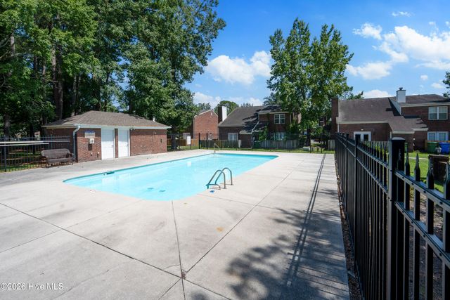 5050 Lamppost Circle, Wilmington, NC 28403