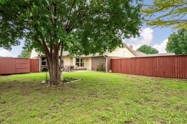 557 Gillespie Drive, Allen, TX 75002