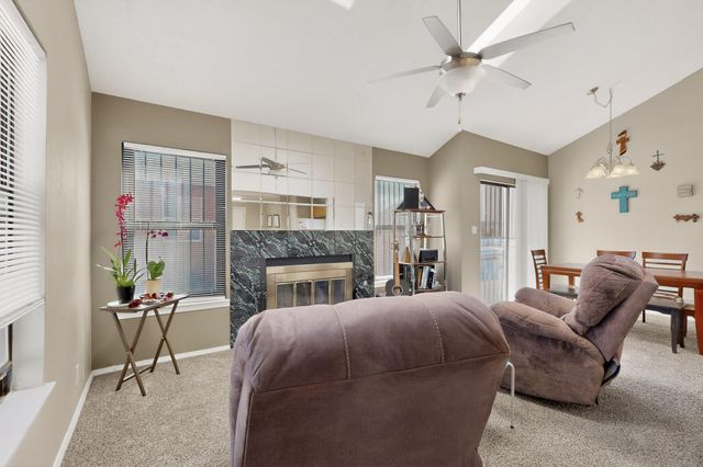 10204 Cartagena Avenue SW, Albuquerque, NM 87121