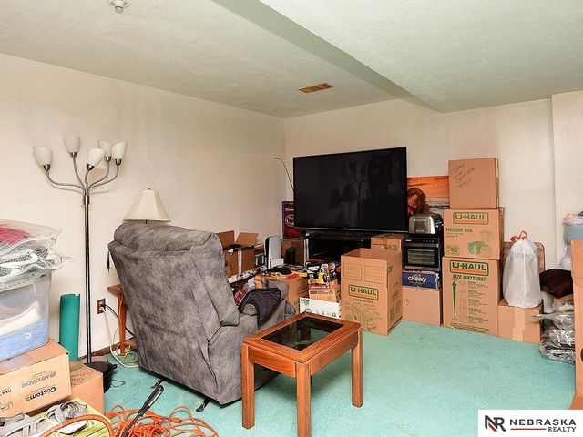 12004 N 157th Street, Bennington, NE 68007