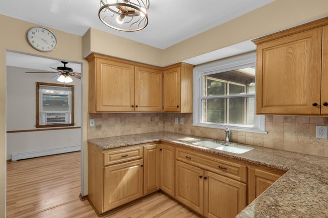 8473 Meadow Lake Road N, New Hope, MN 55428