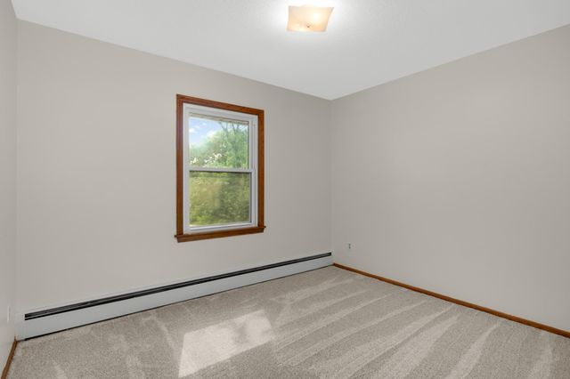 8473 Meadow Lake Road N, New Hope, MN 55428