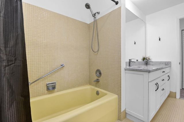3651 Palm Drive, Riviera Beach, FL 33404