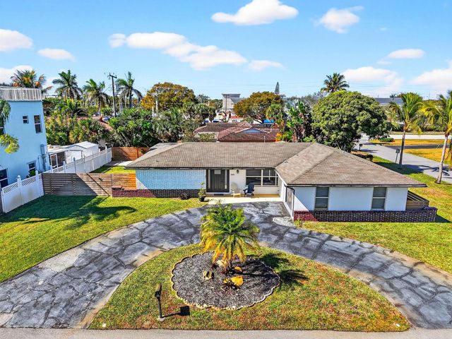 3651 Palm Drive, Riviera Beach, FL 33404