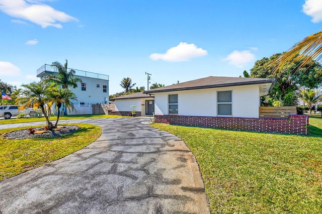 3651 Palm Drive, Riviera Beach, FL 33404