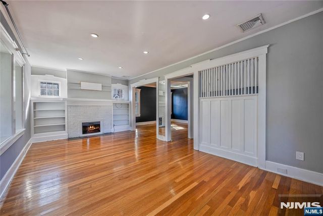 54 Bogert Street, Teaneck, NJ 07666