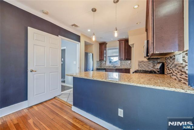 54 Bogert Street, Teaneck, NJ 07666
