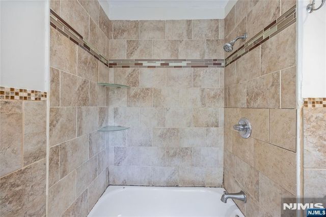 54 Bogert Street, Teaneck, NJ 07666