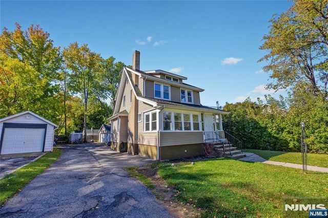 54 Bogert Street, Teaneck, NJ 07666