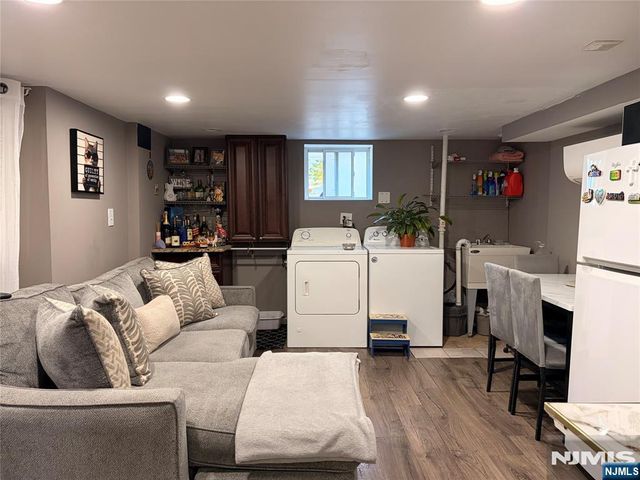 54 Bogert Street, Teaneck, NJ 07666