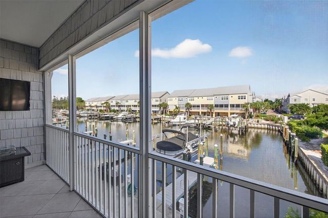 6080 MOORINGS DRIVE S, St Petersburg, FL 33712
