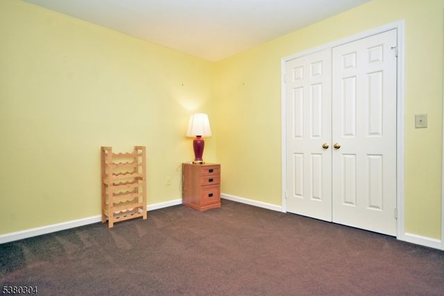 63 Augusta Dr, Clinton Twp., NJ 08801