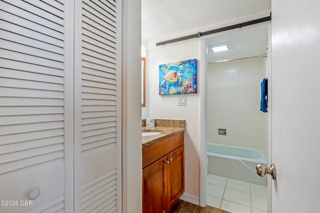 3051 S Atlantic Ave Apt 1705, Daytona Beach Shores, FL 32118