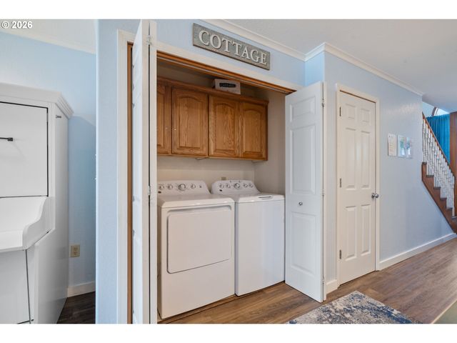 1060 First St W, Netarts, OR 97143
