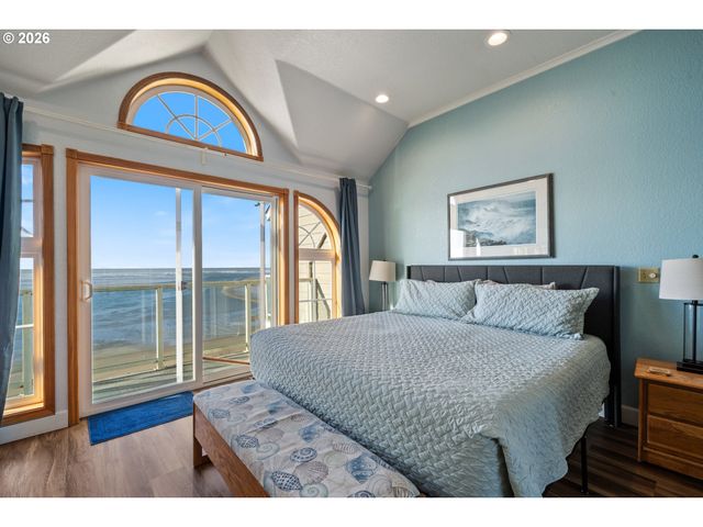 1060 First St W, Netarts, OR 97143