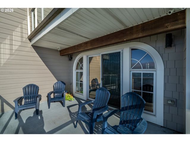 1060 First St W, Netarts, OR 97143