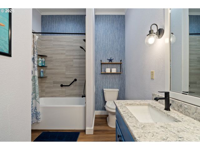 1060 First St W, Netarts, OR 97143