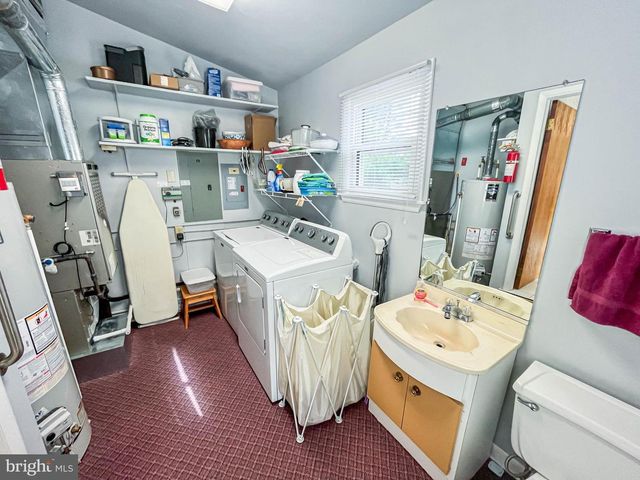 2514 HELEN DR W, Northfield, NJ 08225