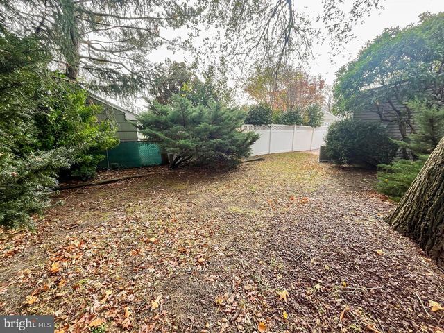 2514 HELEN DR W, Northfield, NJ 08225