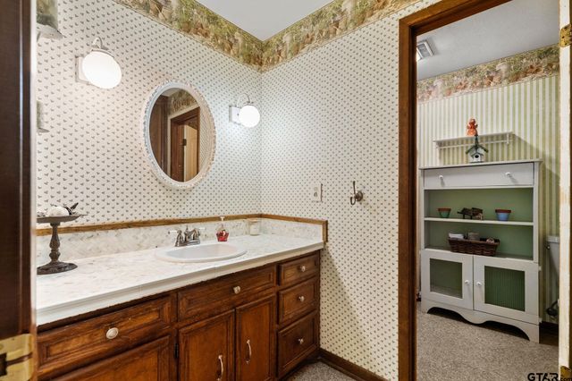 9722 FM 747, Jacksonville, TX 75766