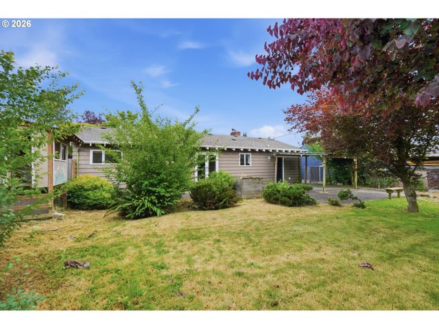 2556 TAYLOR Ave, Longview, WA 98632