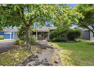 2556 TAYLOR Ave, Longview, WA 98632
