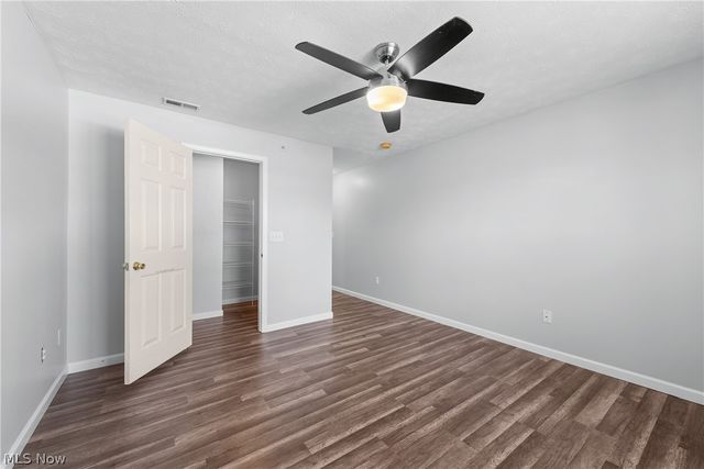 14821 Lenox Drive 221, Strongsville, OH 44136