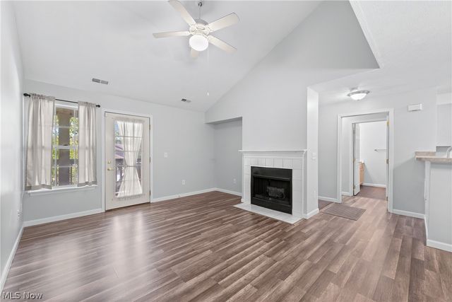 14821 Lenox Drive 221, Strongsville, OH 44136
