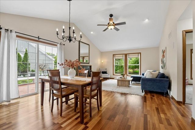 7850 E Oakbrook Circle, Madison, WI 53717
