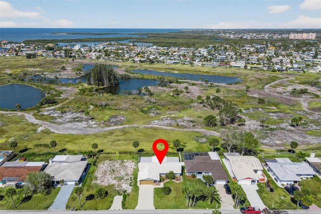4001 TOPSAIL TRAIL, New Port Richey, FL 34652
