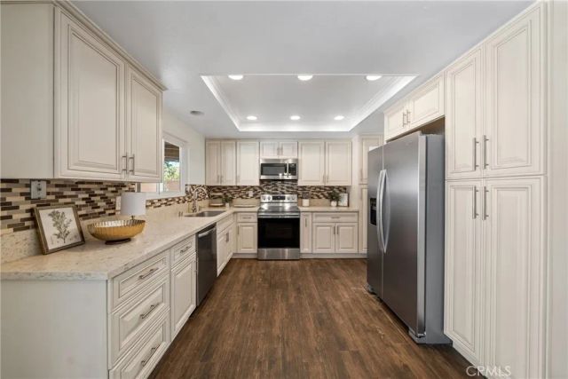 1421 W Hall, Santa Ana, CA 92704