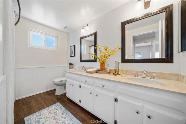 1421 W Hall, Santa Ana, CA 92704