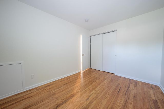 35 EASTWOOD RD, Berwyn, PA 19312