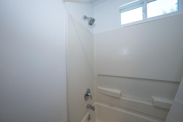 35 EASTWOOD RD, Berwyn, PA 19312