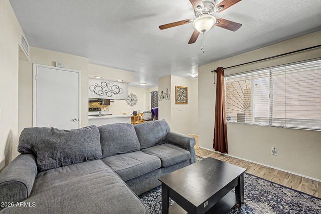 520 N STAPLEY Drive 292, Mesa, AZ 85203