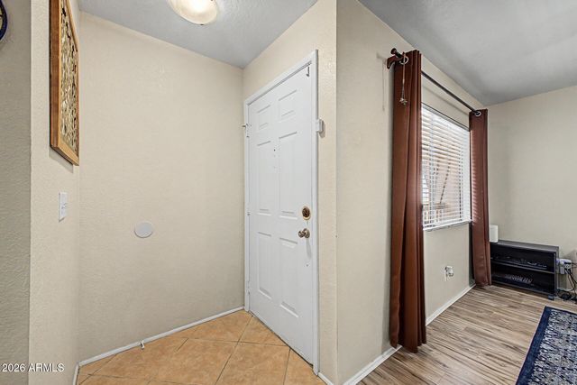 520 N STAPLEY Drive 292, Mesa, AZ 85203