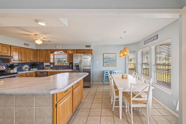 4119 Courageous Lane, Galveston, TX 77554