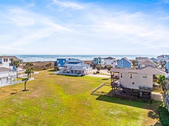 4119 Courageous Lane, Galveston, TX 77554