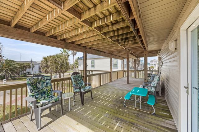 4119 Courageous Lane, Galveston, TX 77554