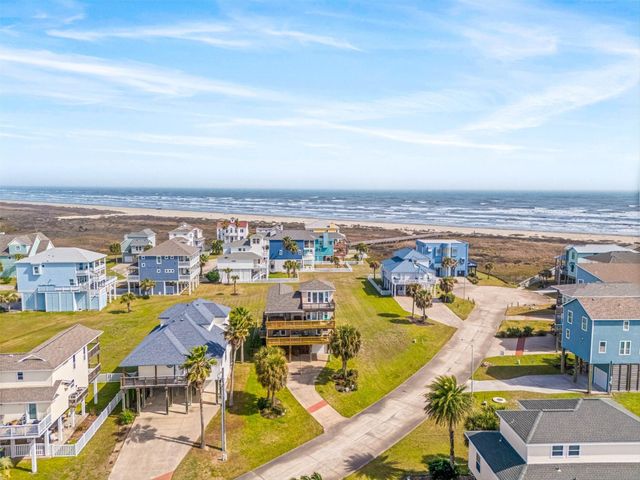 4119 Courageous Lane, Galveston, TX 77554