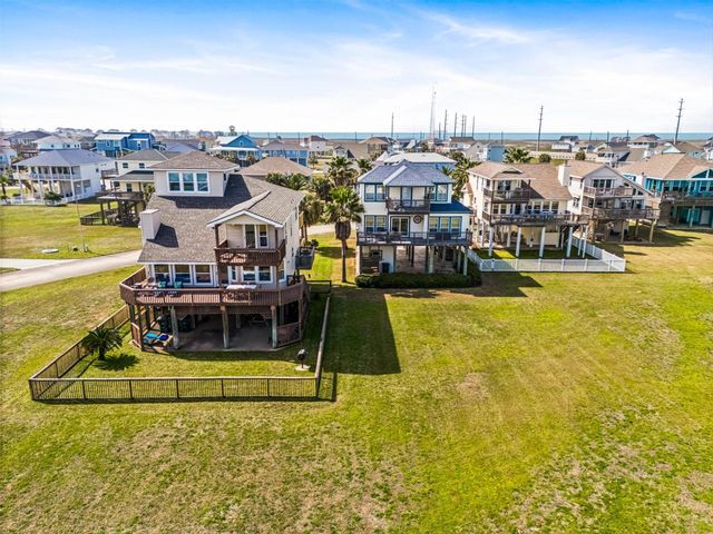 4119 Courageous Lane, Galveston, TX 77554