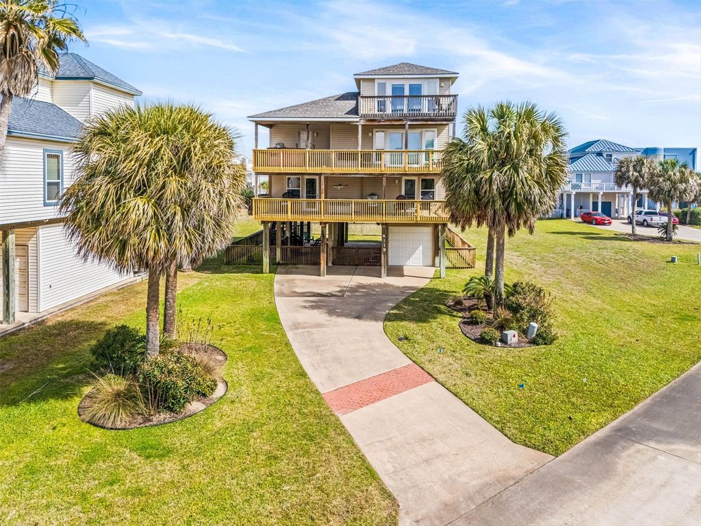 4119 Courageous Lane, Galveston, TX 77554