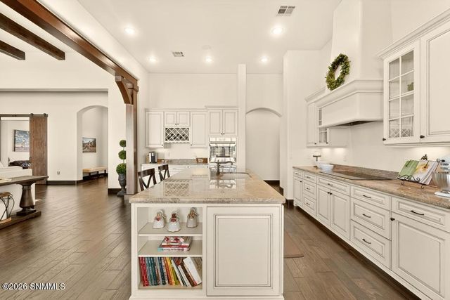 2135 Sedona Hills Parkway, Las Cruces, NM 88011