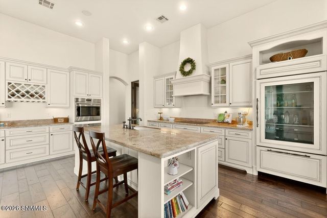 2135 Sedona Hills Parkway, Las Cruces, NM 88011