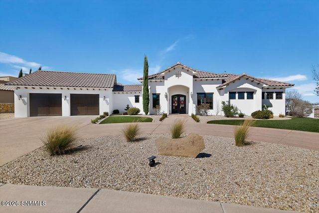 2135 Sedona Hills Parkway, Las Cruces, NM 88011