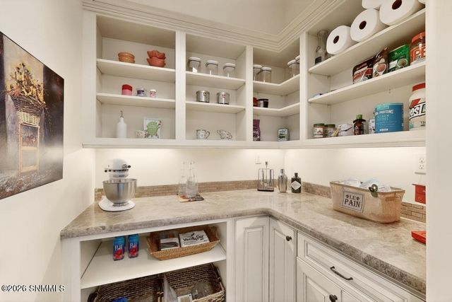 2135 Sedona Hills Parkway, Las Cruces, NM 88011