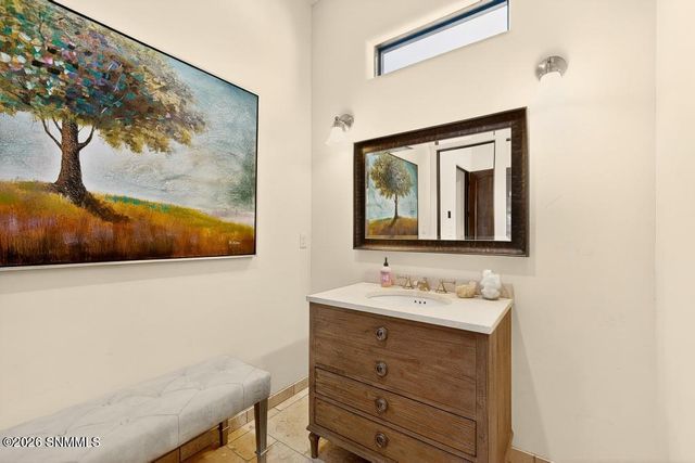 2135 Sedona Hills Parkway, Las Cruces, NM 88011