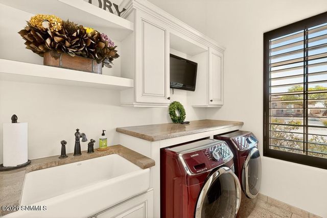 2135 Sedona Hills Parkway, Las Cruces, NM 88011